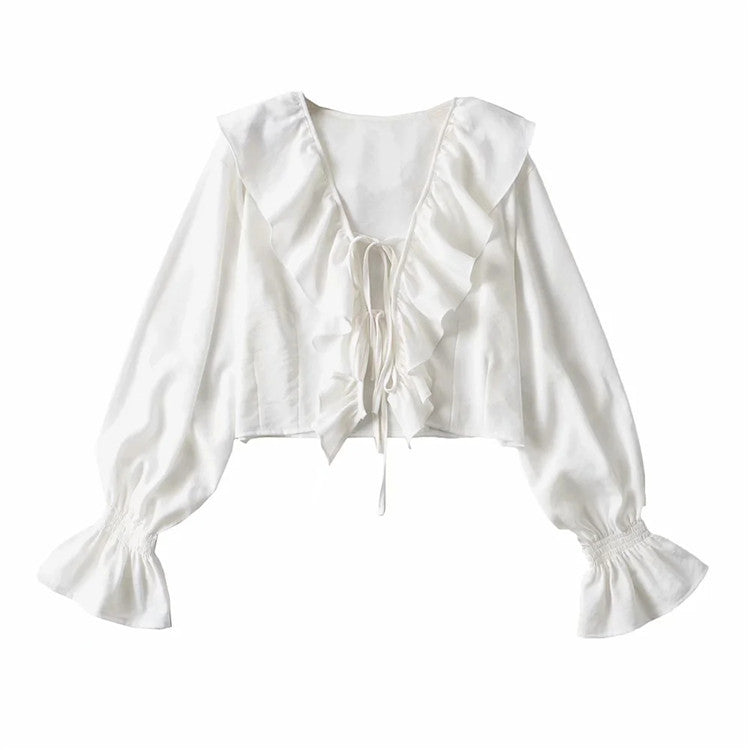 Chemise élégante en mousseline à volants et cravate