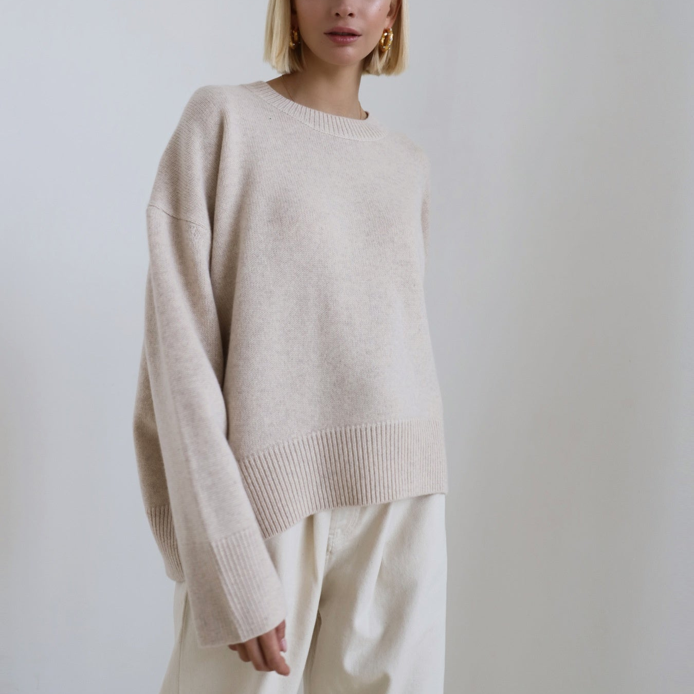 Pull-over ample à col rond et à manches longues en maille épaisse